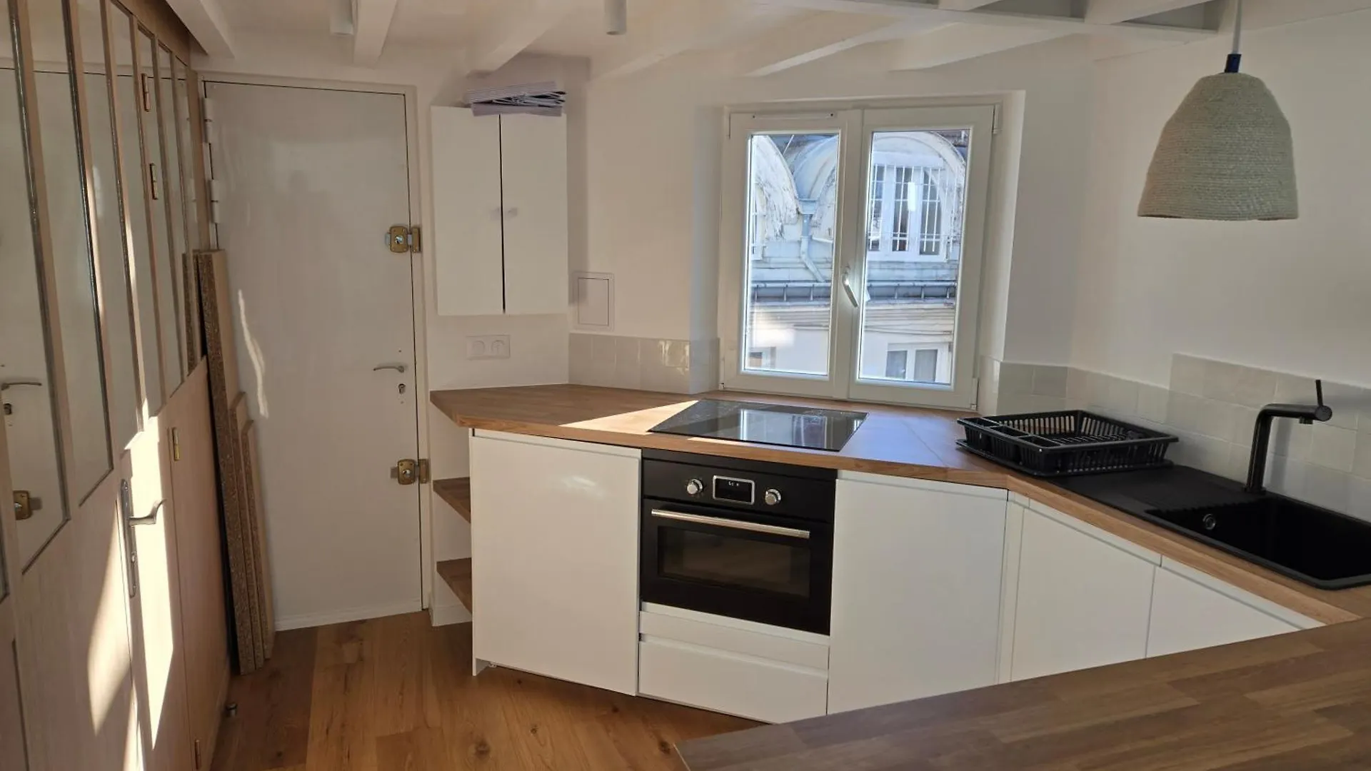 Studio Duplex Plein Sud Refait A Neuf - Paris 2Eme - Vue Exceptionnelle Toits 0*,  Frankreich